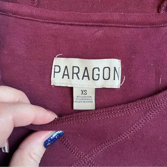 Paragon cropped Verona drawstring hoodie - Picture 3 of 11